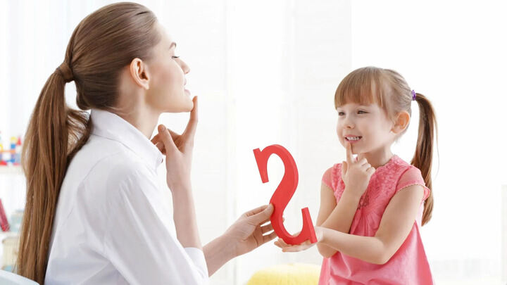 IMAGE OF SPEECH THERAPY FOR CHILDREN WITH LANGUAGE DELAY