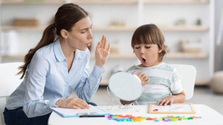 IMAGE OF SPEECH THERAPY FOR KIDS WITH LANGUAGE DISORDER